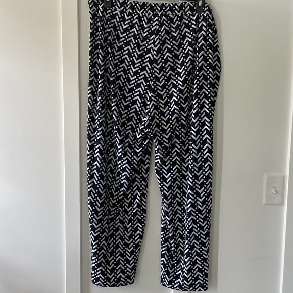 Women's Roz and Ali Wide Leg Dress Pant - Picture 2 of 4